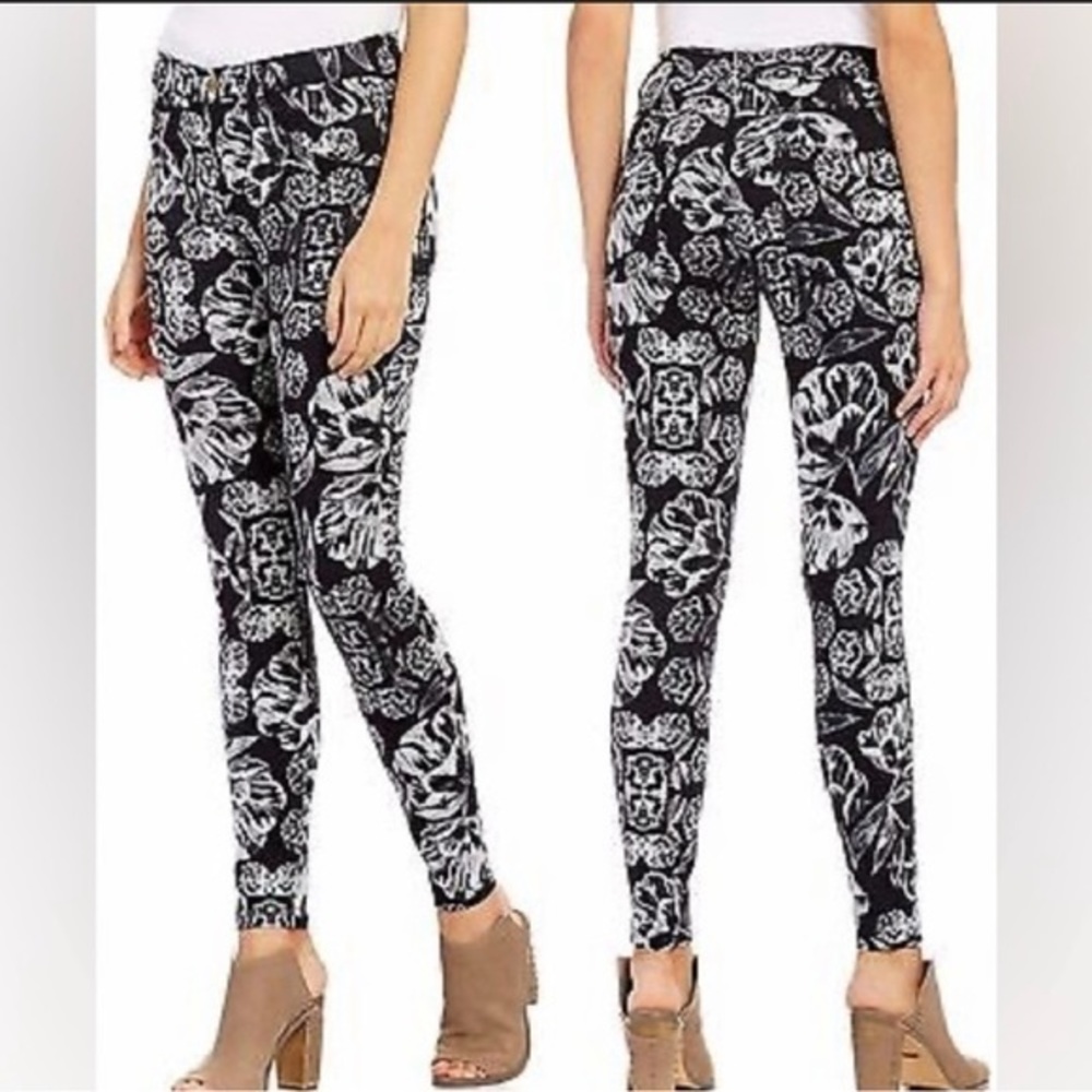 HUE Peony‎ Black Floral Stretch Denim Leggings Womens Size Small